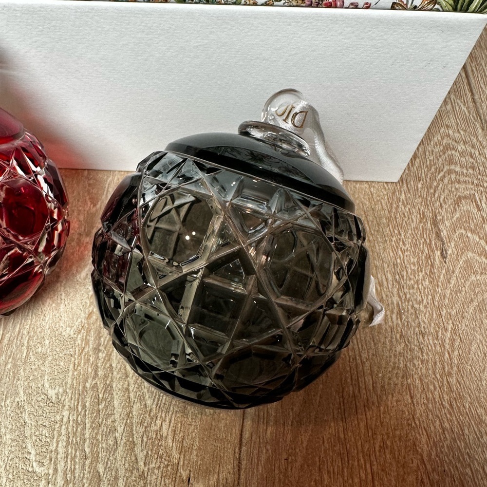 Dior Holiday Ornaments Set - Red, yellow,gray blue green 💯 Chrystal - Picture 5 of 13